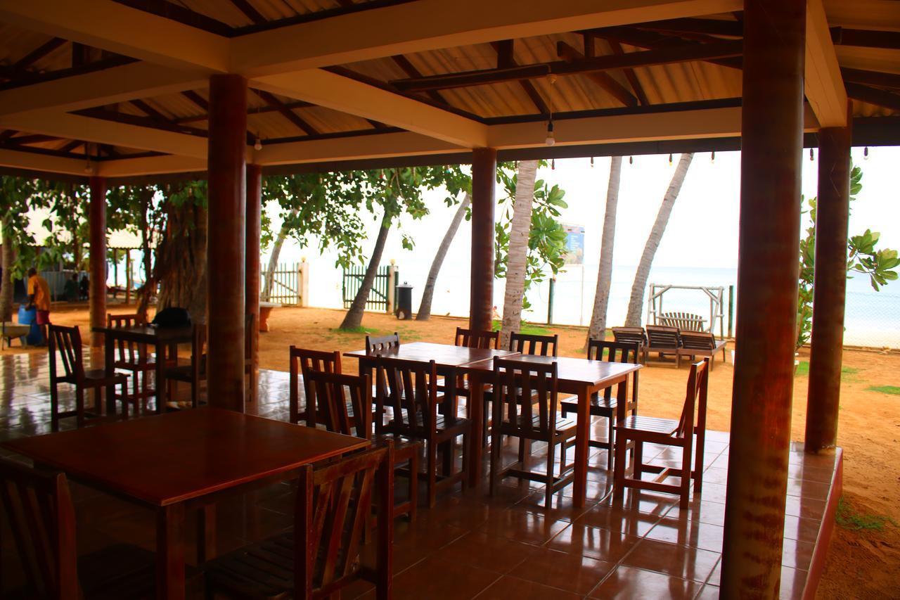 אופוואלי Under Water Safaris And Resort מראה חיצוני תמונה