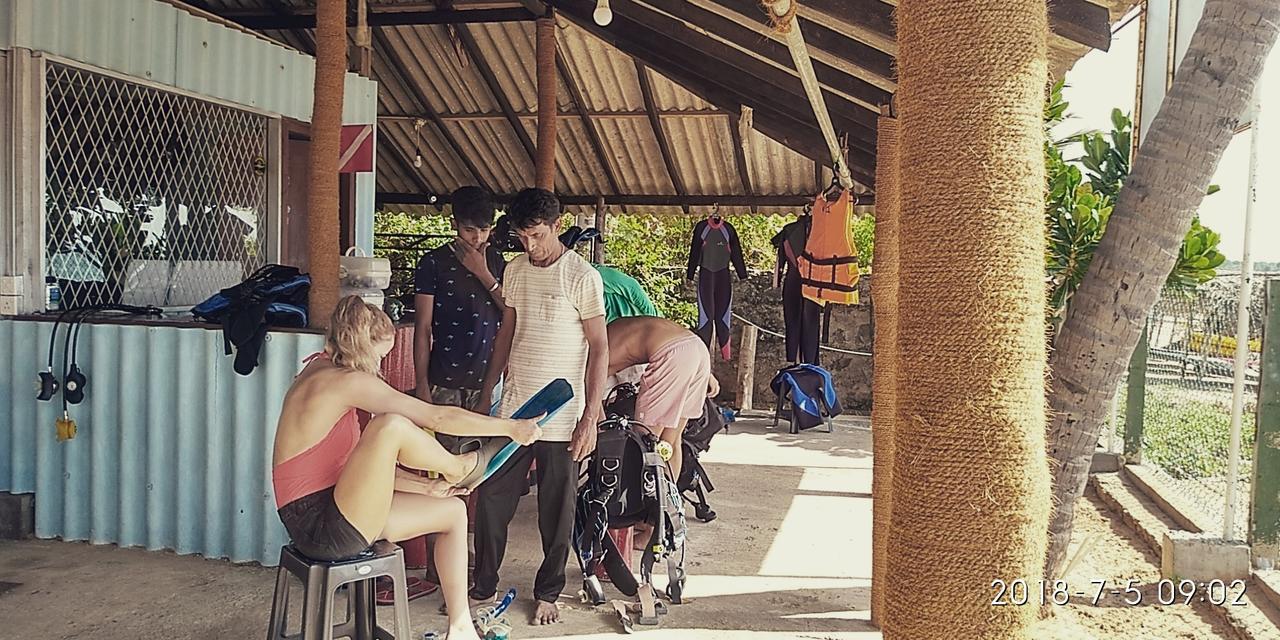 אופוואלי Under Water Safaris And Resort מראה חיצוני תמונה