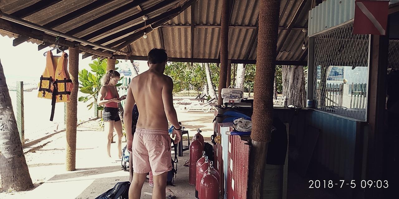 אופוואלי Under Water Safaris And Resort מראה חיצוני תמונה